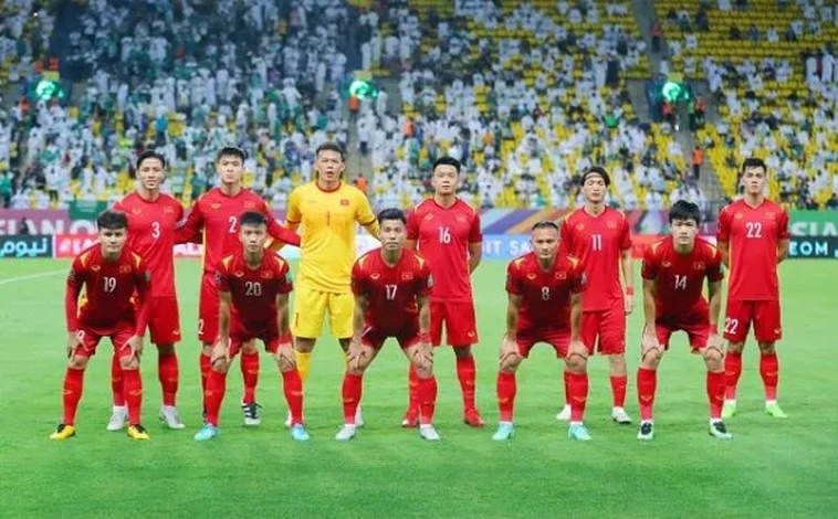 Luật Sân Bóng Đá Thi Đấu Và Tiêu Chuẩn Kỹ Thuật Quốc Tế Mới Nhất
